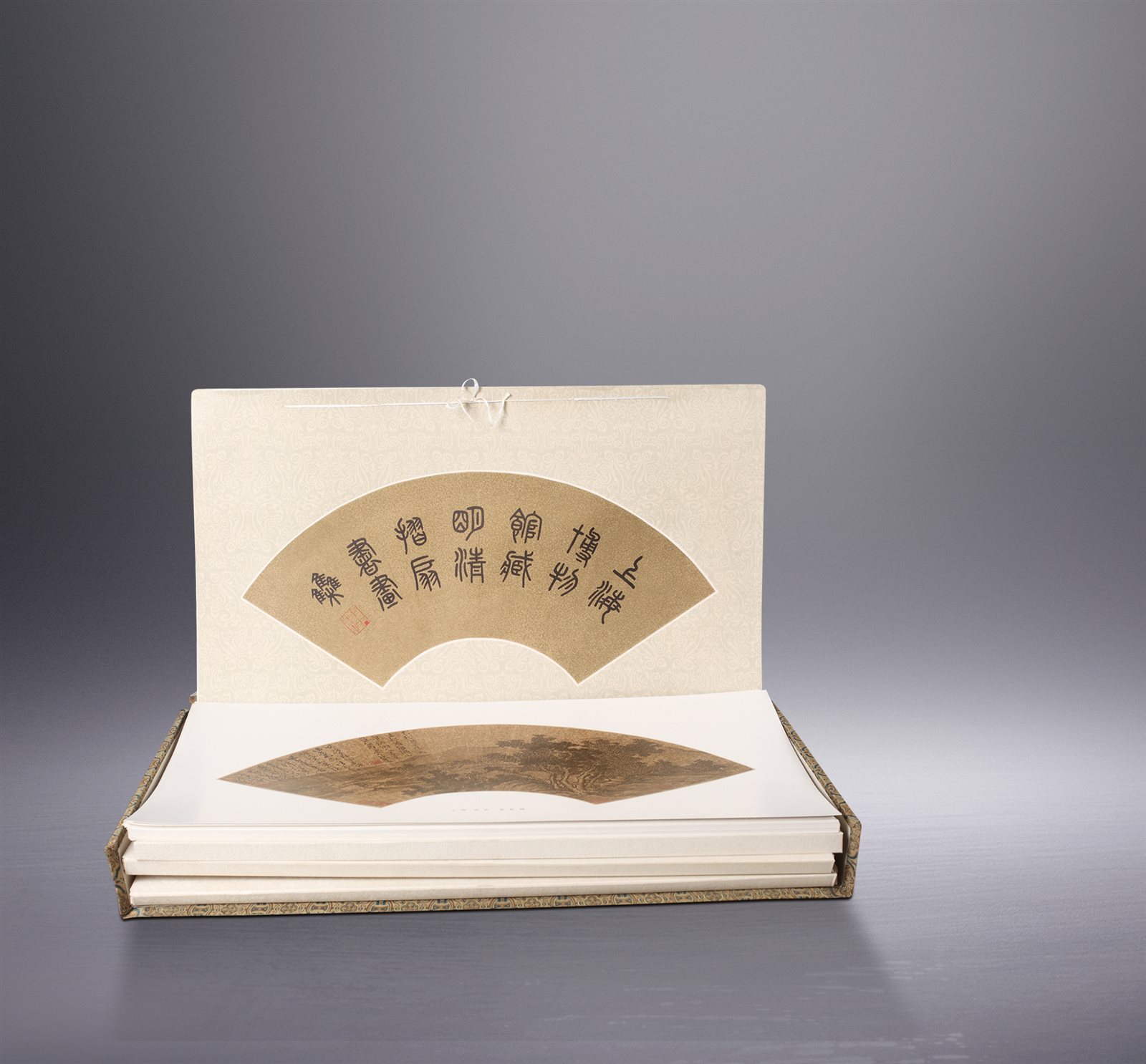 《上海博物馆藏明清折扇书画集》