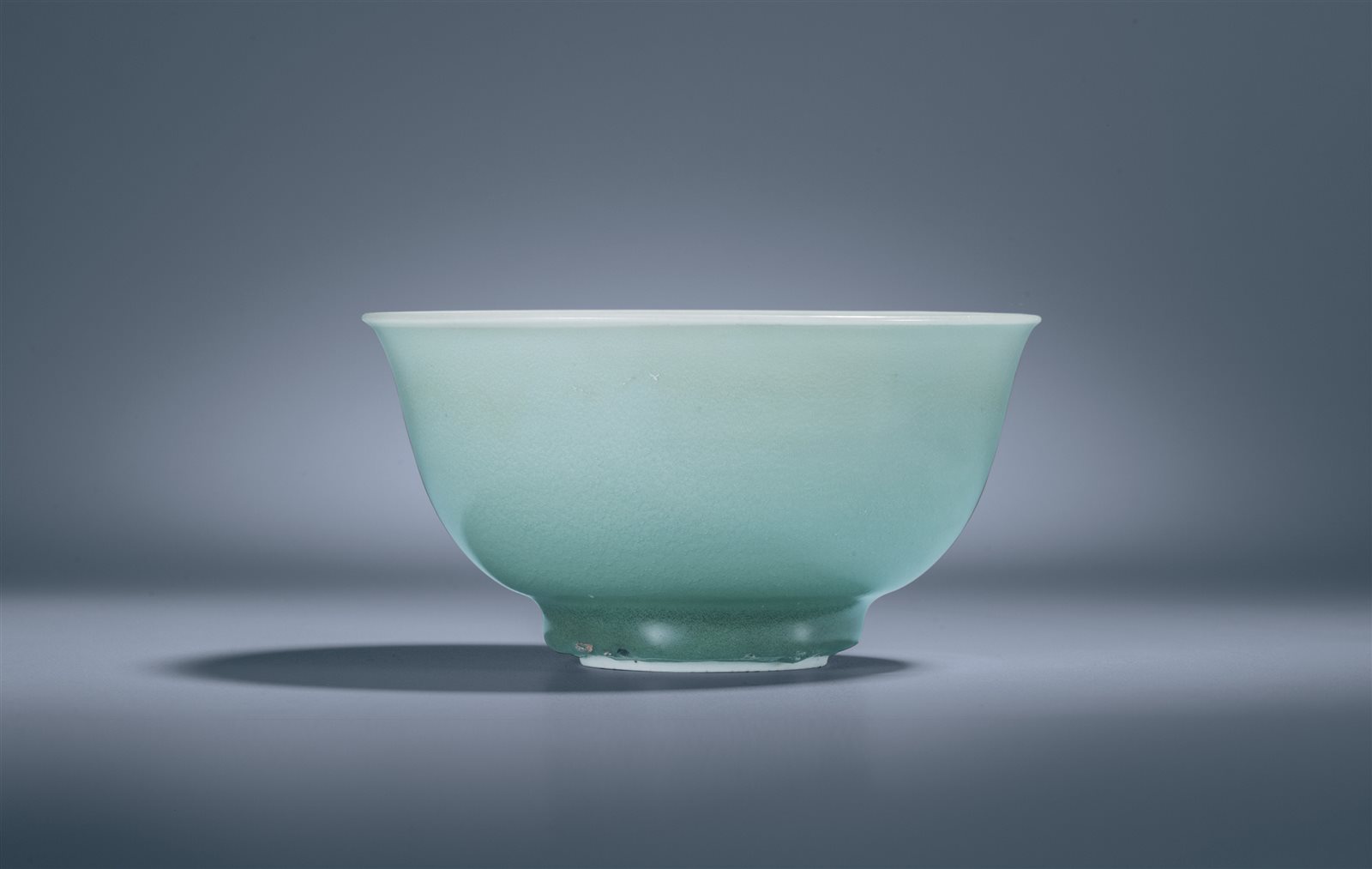 翠青釉碗(图录号：1216)