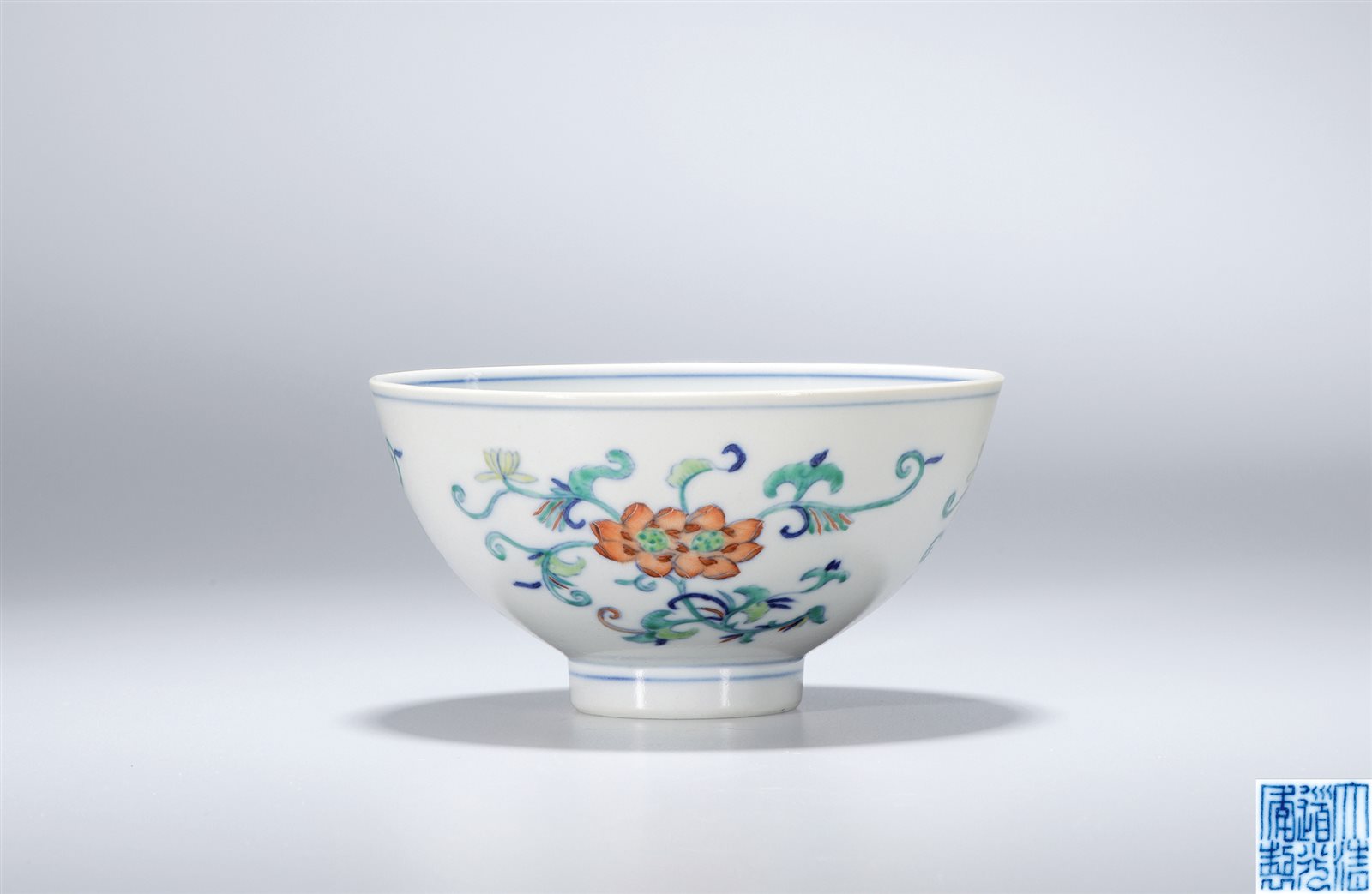 浆胎仿定窑划花盖盒