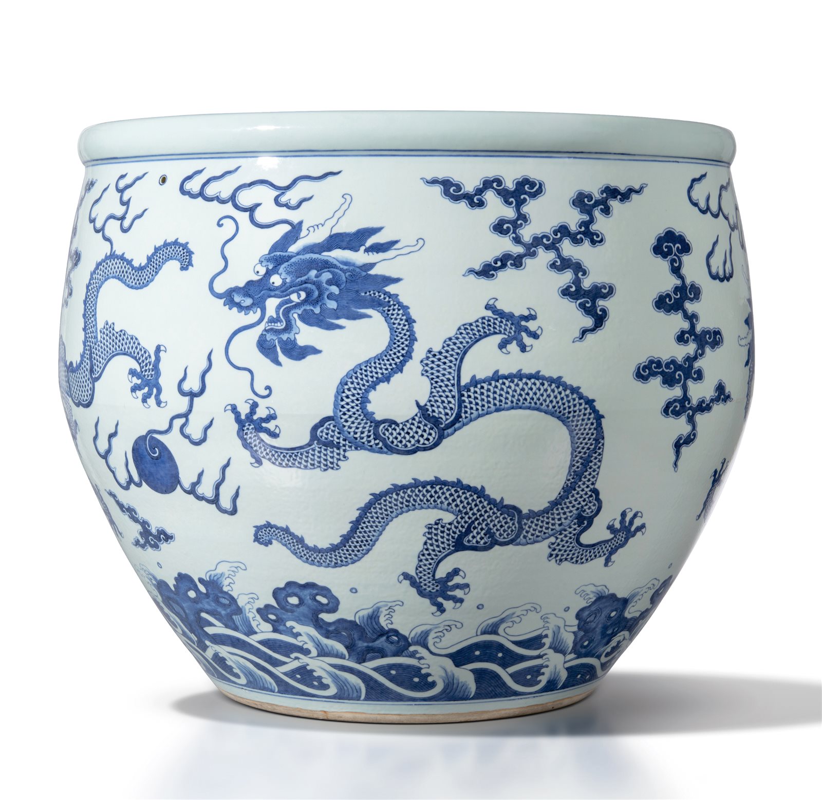 青花海水云龙纹大缸(图录号：1125)