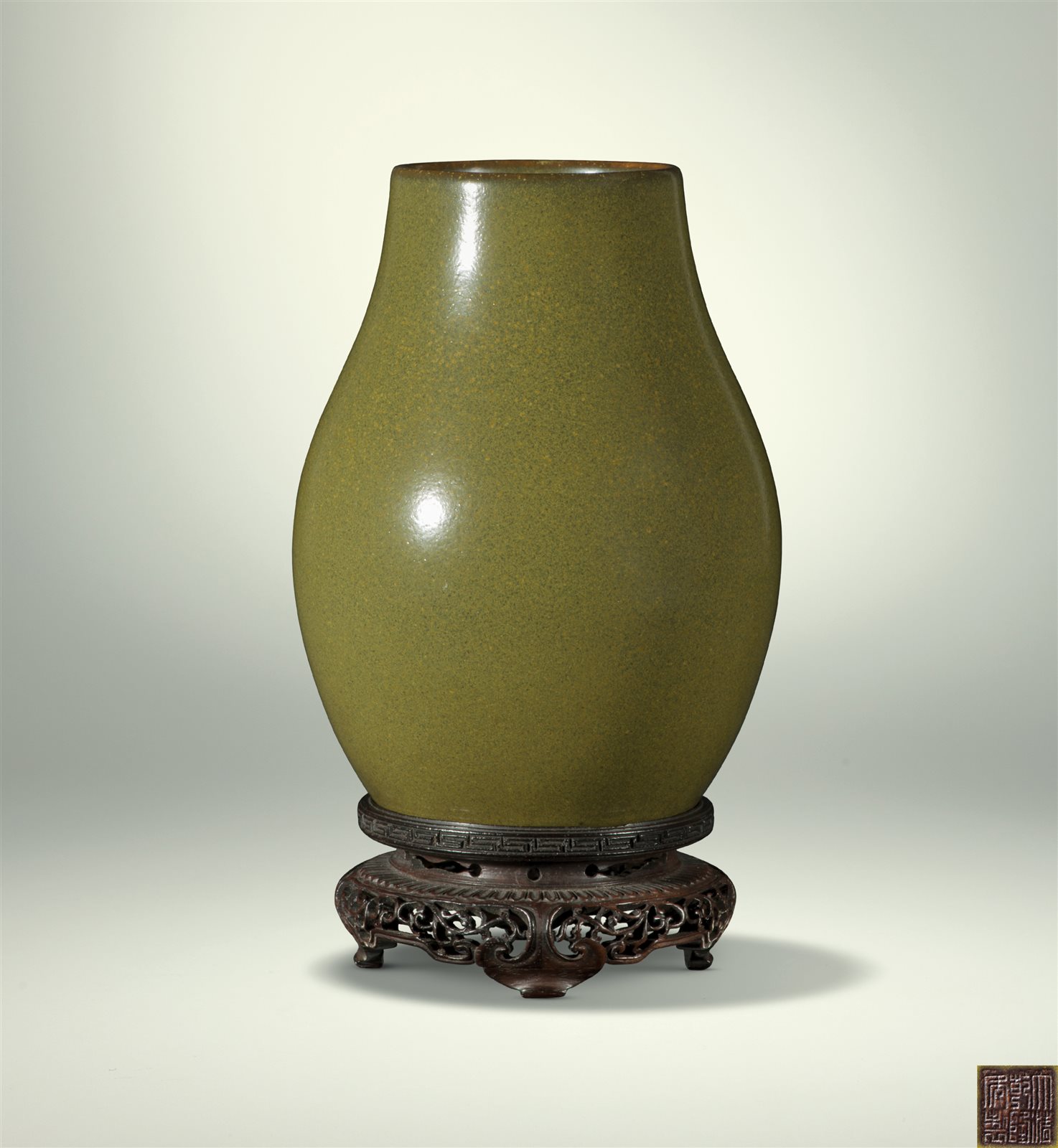 茶叶末釉觯式橄榄尊