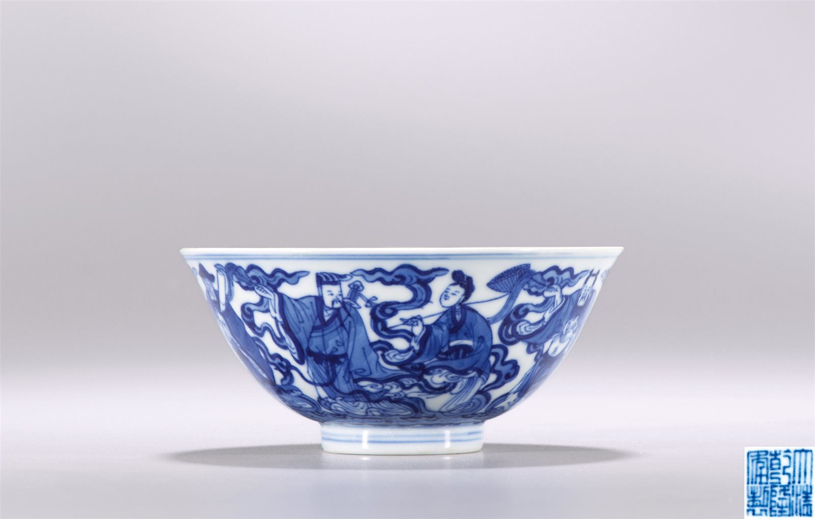 青花八仙渡海纹小碗