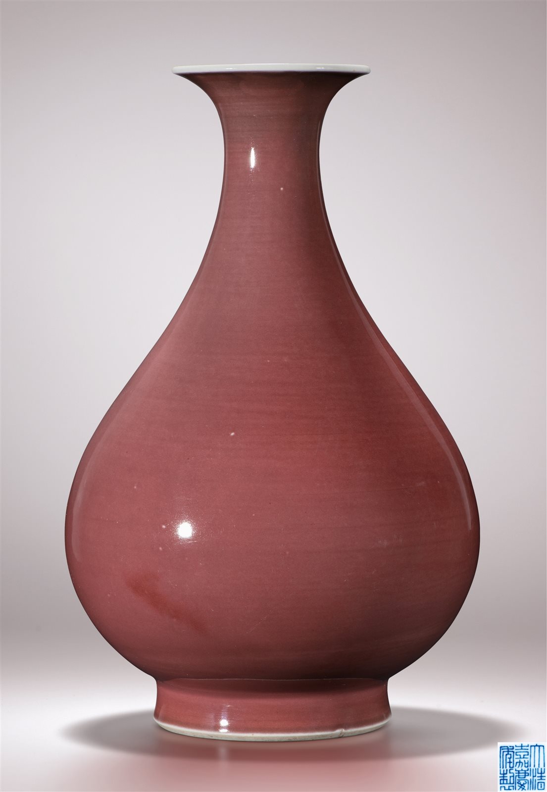 霁红釉玉壶春瓶