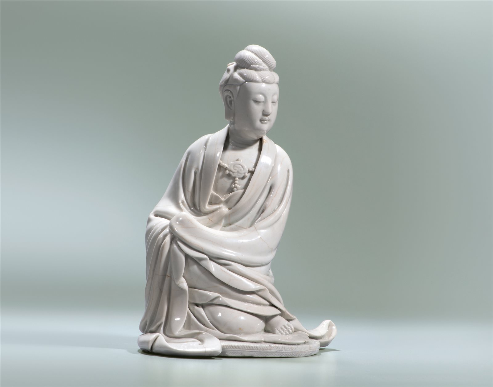 德化窑白瓷观音坐像德化窑观音坐像
