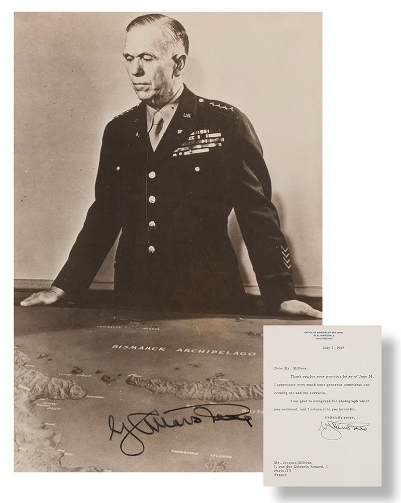 美国陆军五星上将乔治·马歇尔签名照片和信函各一件