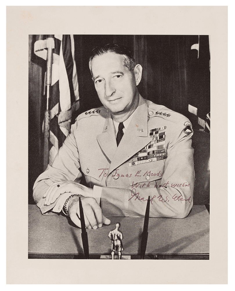 美国陆军四星上将克拉克亲笔签名照片一张