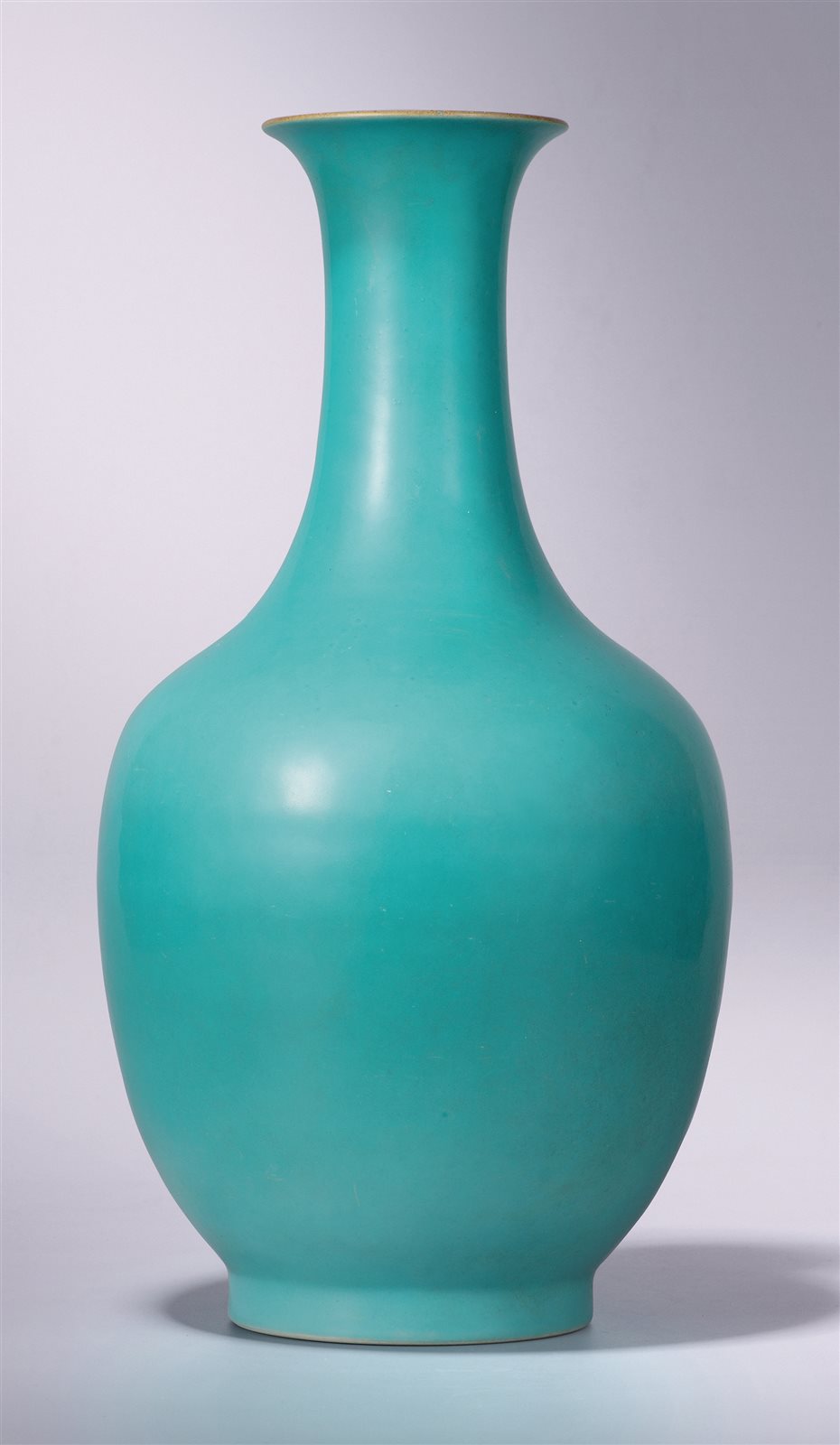 松石绿釉撇口瓶(图录号：120)