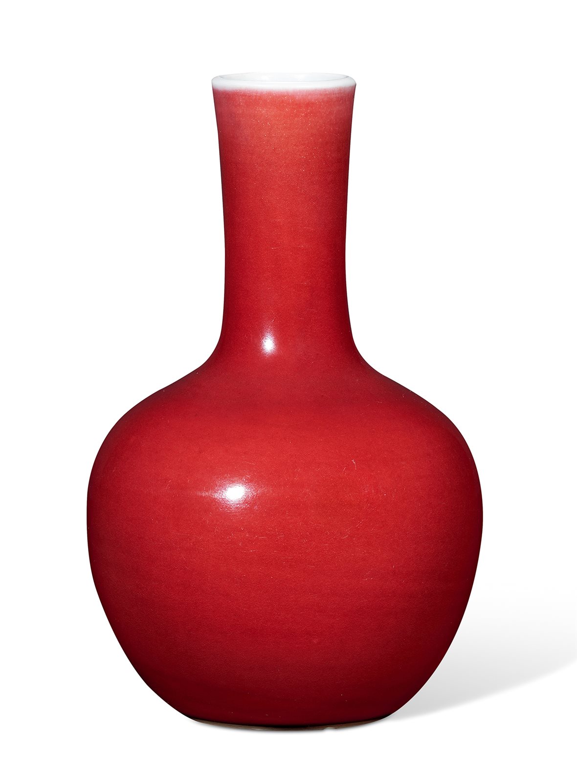 清康熙 霁红釉小天球瓶