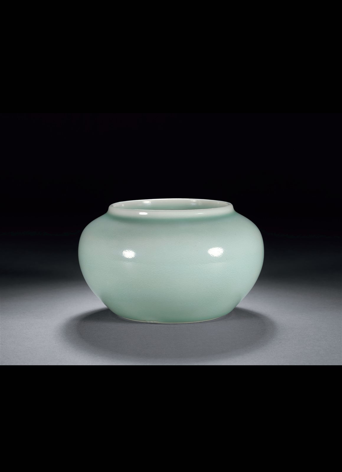 清雍正 仿永乐翠青釉小罐