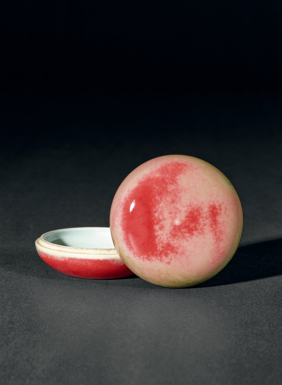 豇豆红釉印泥盒