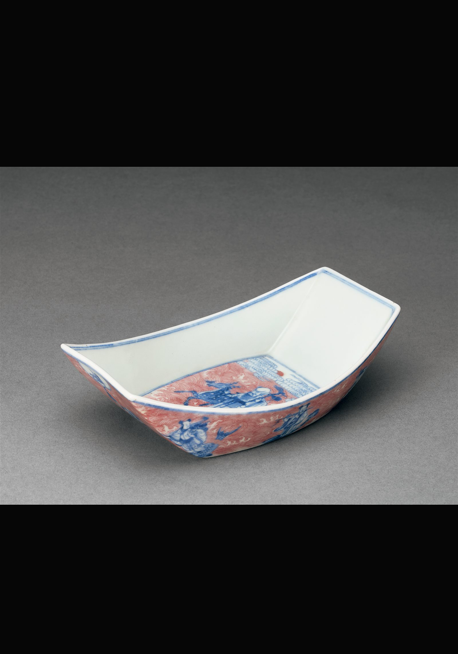 青花釉里红八仙祝寿纹茶船