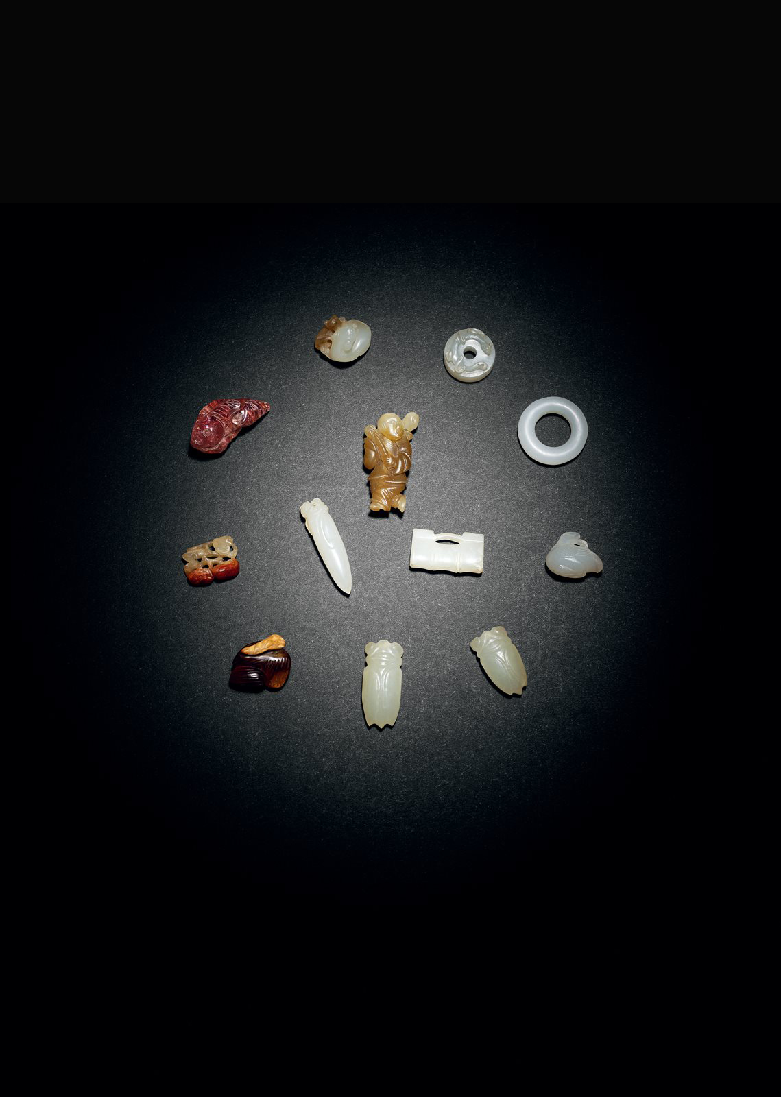 各式玉挂件（十二件）一盒