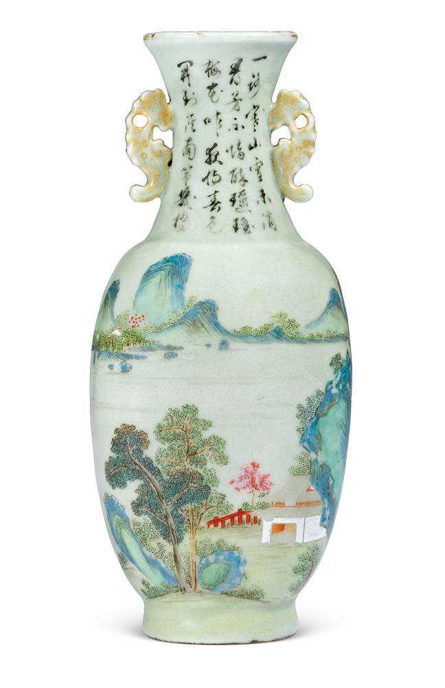 清乾隆 豆青地粉彩山水诗文图壁瓶