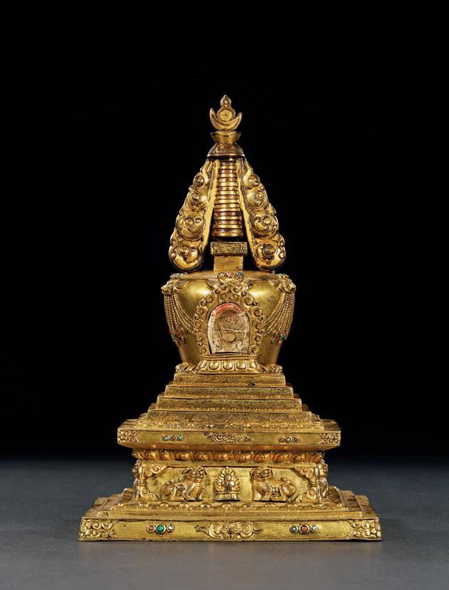 清乾隆 铜鎏金嵌宝石菩提塔