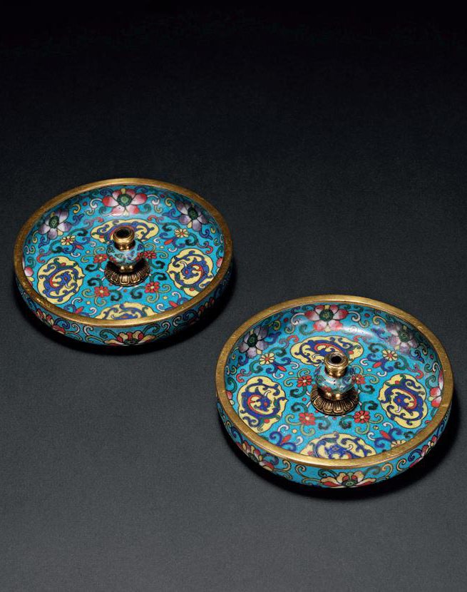 清乾隆 铜胎掐丝珐琅香插一对