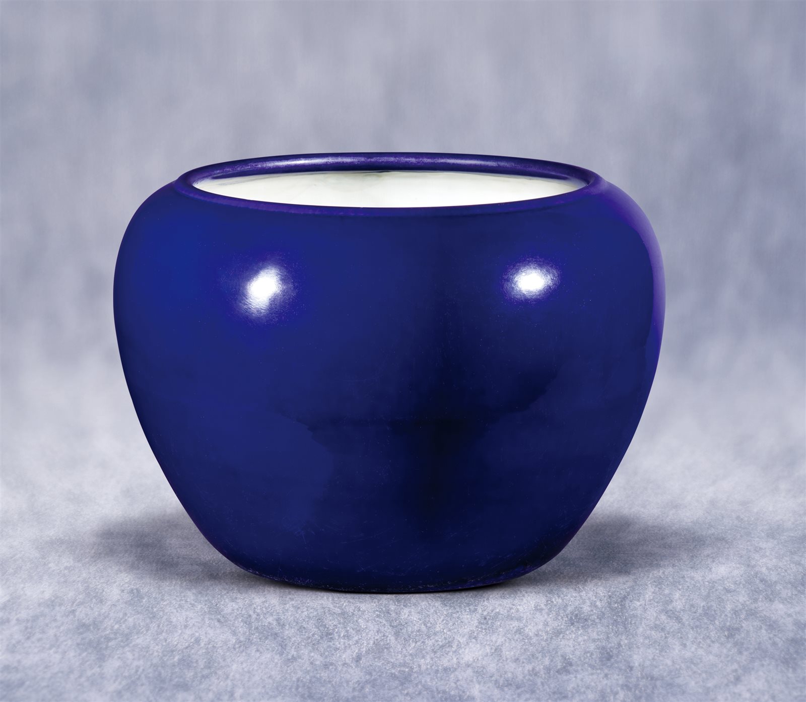 茄皮紫釉缸