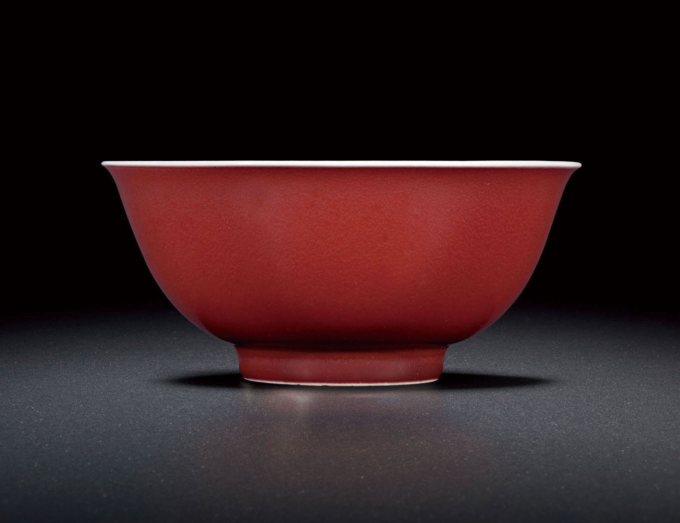 霁红釉碗