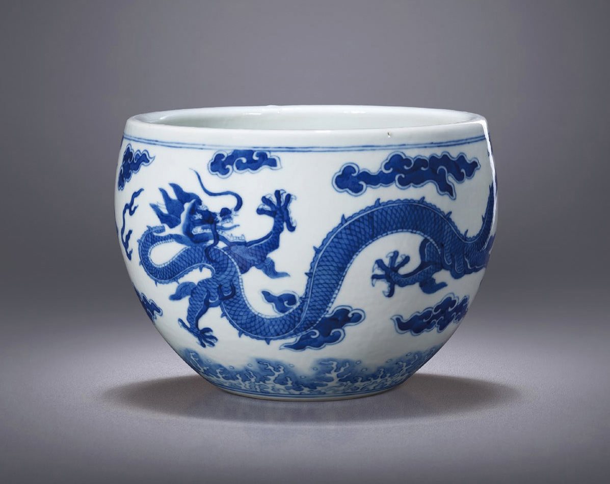 青花海水云龙纹小缸