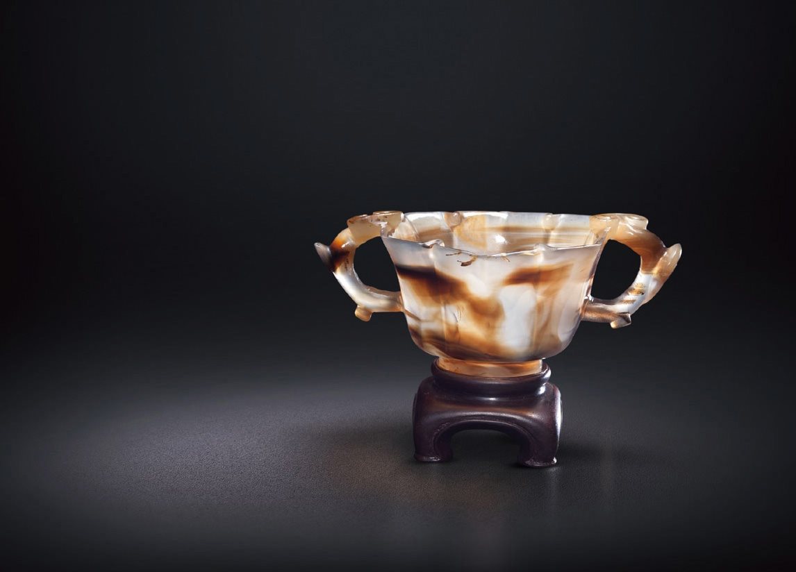 玛瑙灵芝耳葵口杯