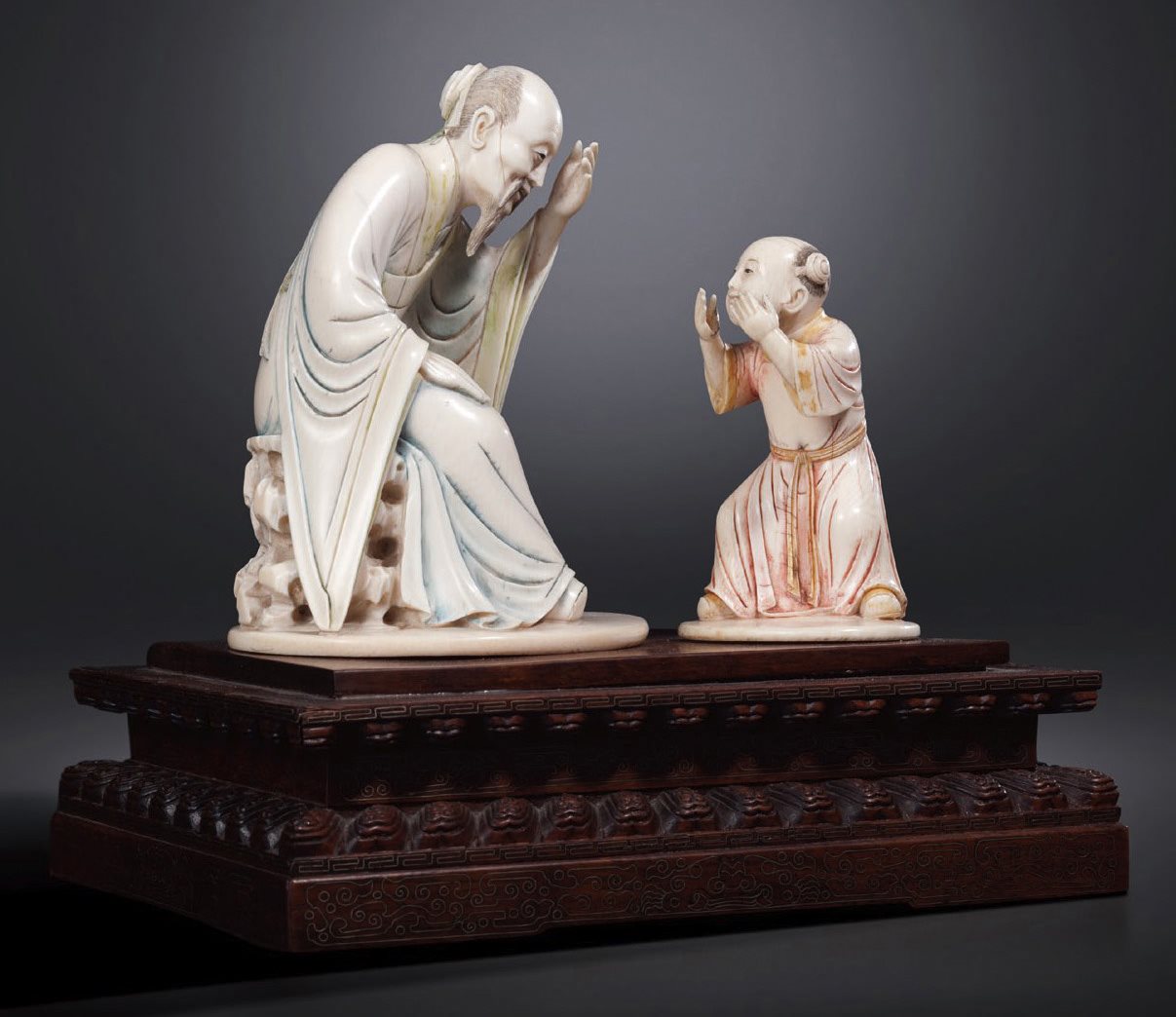 象牙雕人物摆件